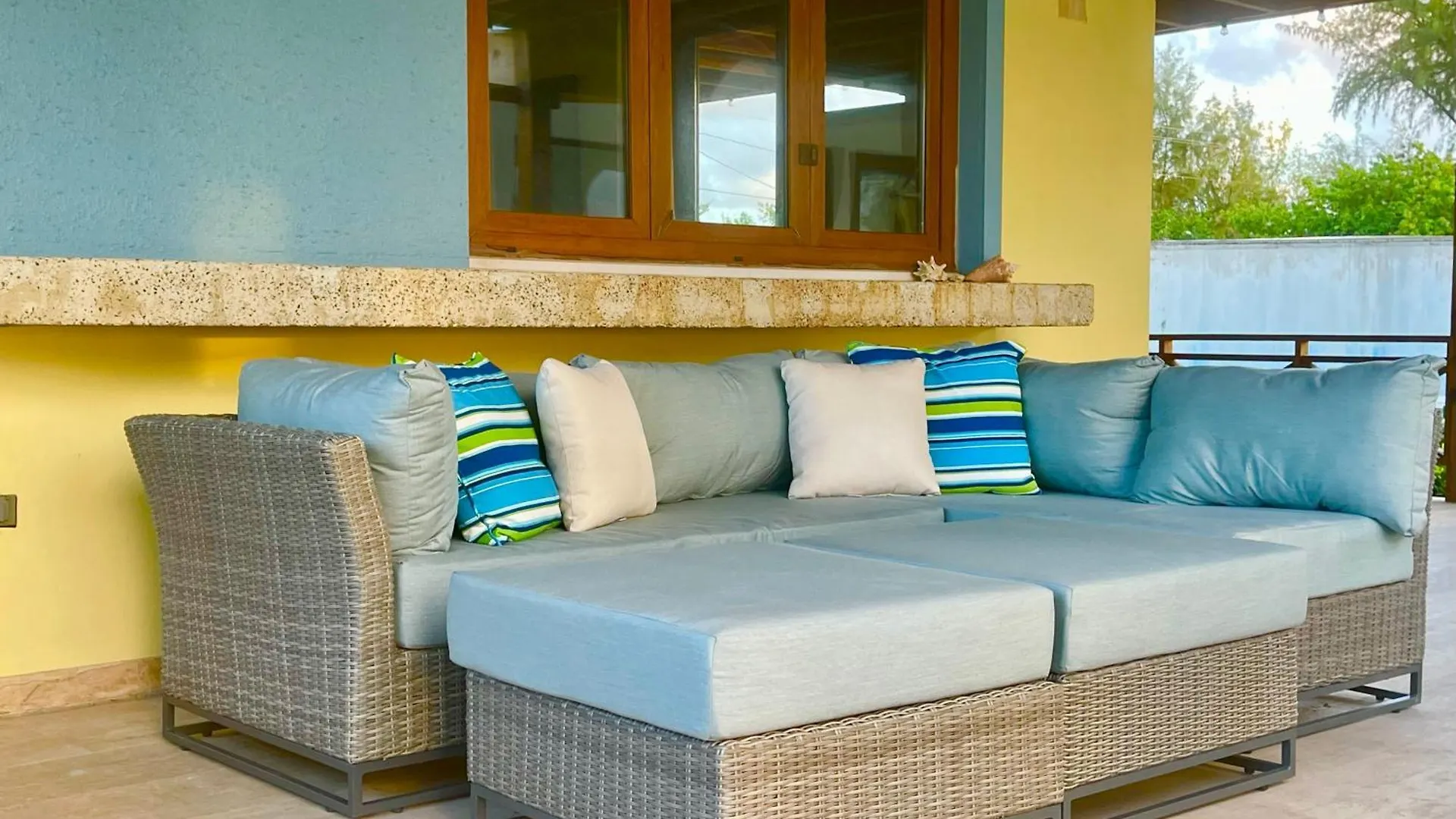 Windancer Beachfront Villa In Las Picuas Rio Grande Portoryko
